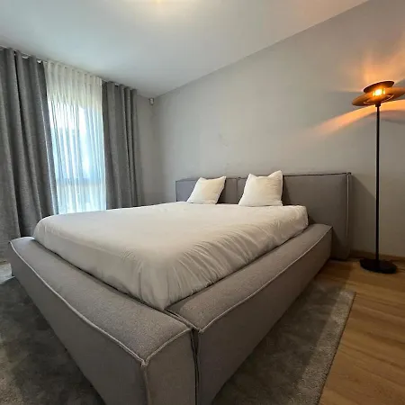 Luxurious Architect-designed With Pool Villa *