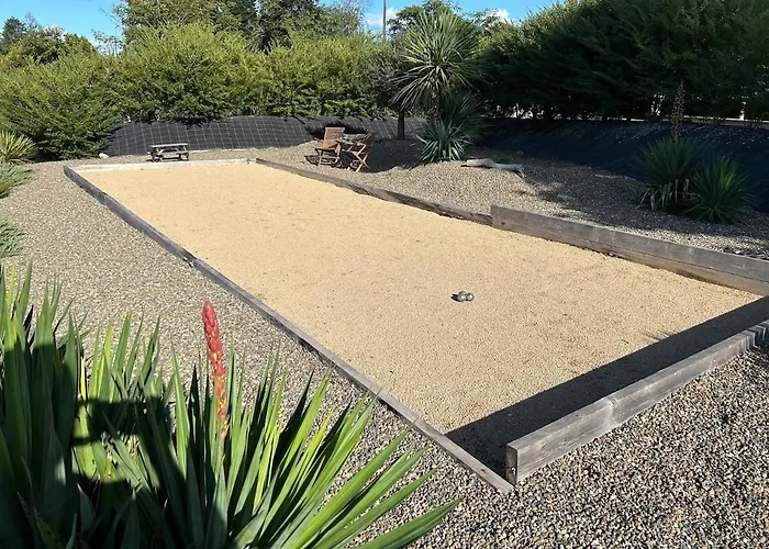 Luxurious Architect-designed With Pool Villa